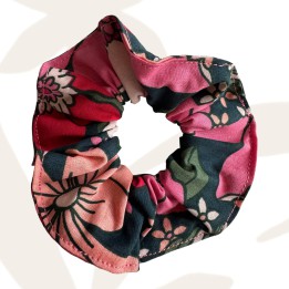 Scrunchies. Flores rosa y negra.