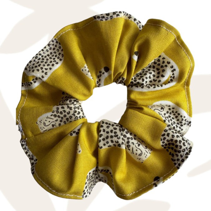 Scrunchies. Leopardo amarillo.